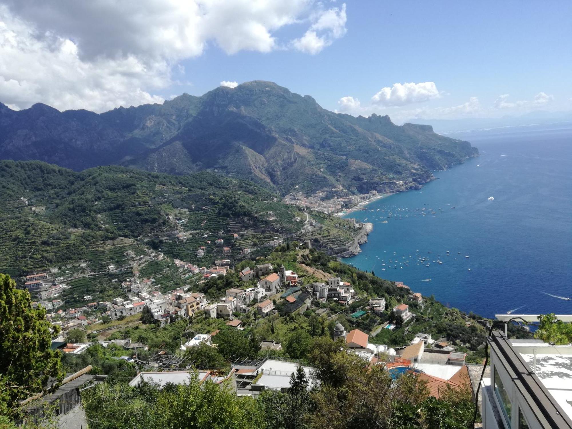 Suite Dei Principati Salerno Exterior photo