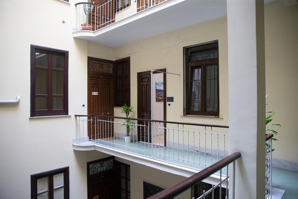 Suite Dei Principati Salerno Exterior photo